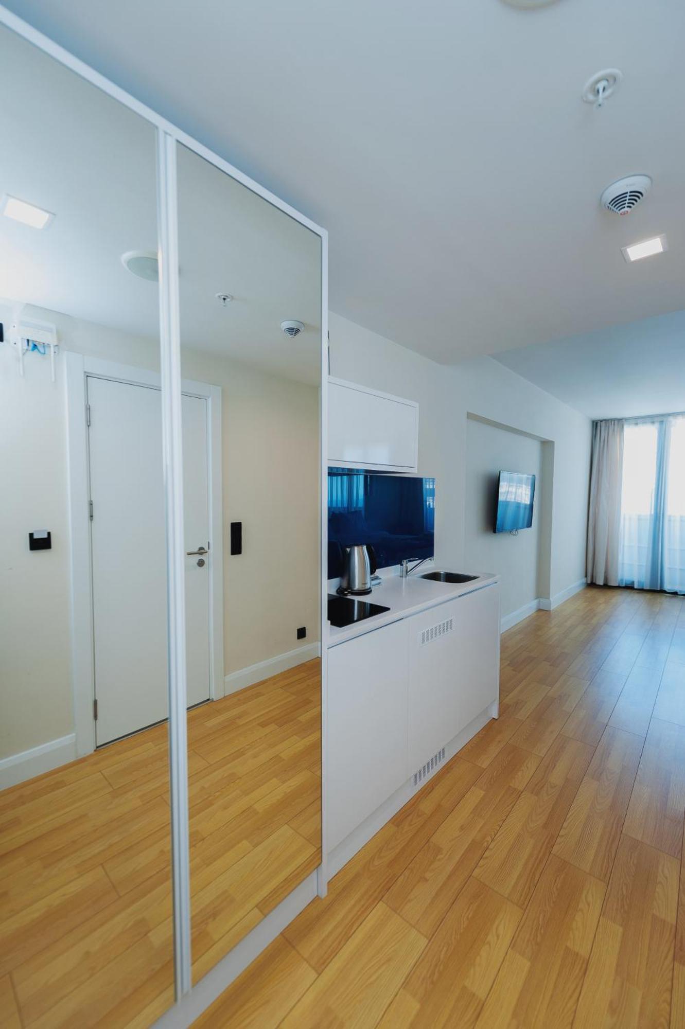 Orbi City Luxury Towers Aparthotel Batumi Exterior photo